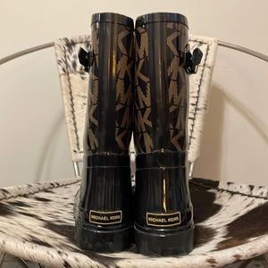 Micheal Kors Rain ☔️ Boots